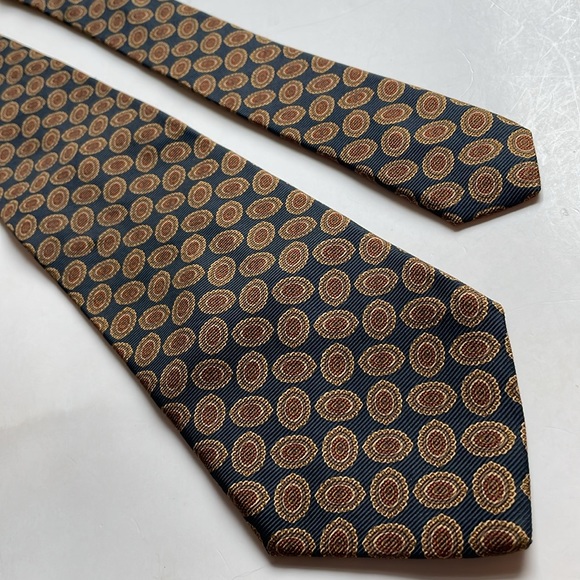 Brooks Brothers Makers 100% silk repp made in USA necktie 58” X 4” Italy printed - Picture 5 of 9